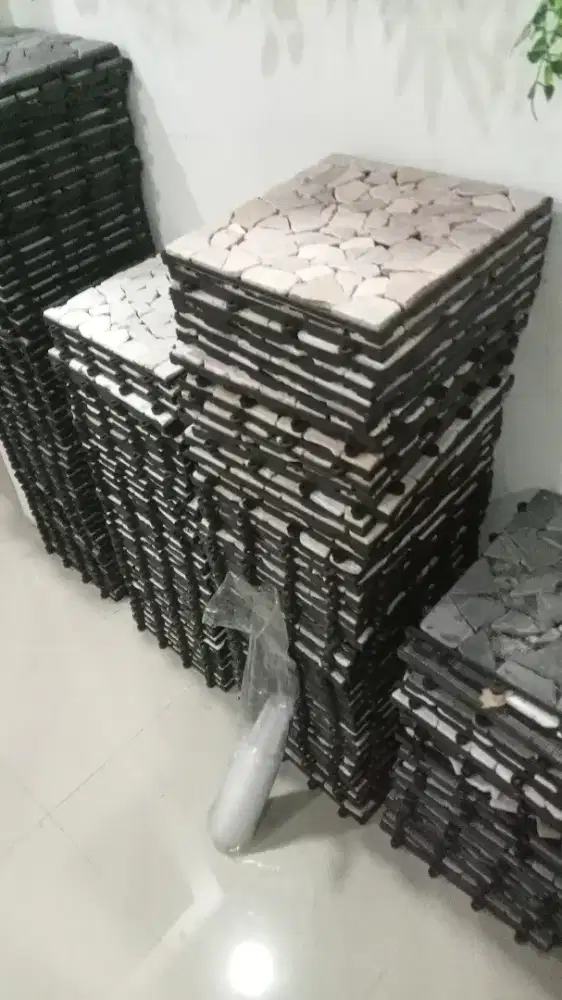 Decking tile batu _ tiga warna pilihan