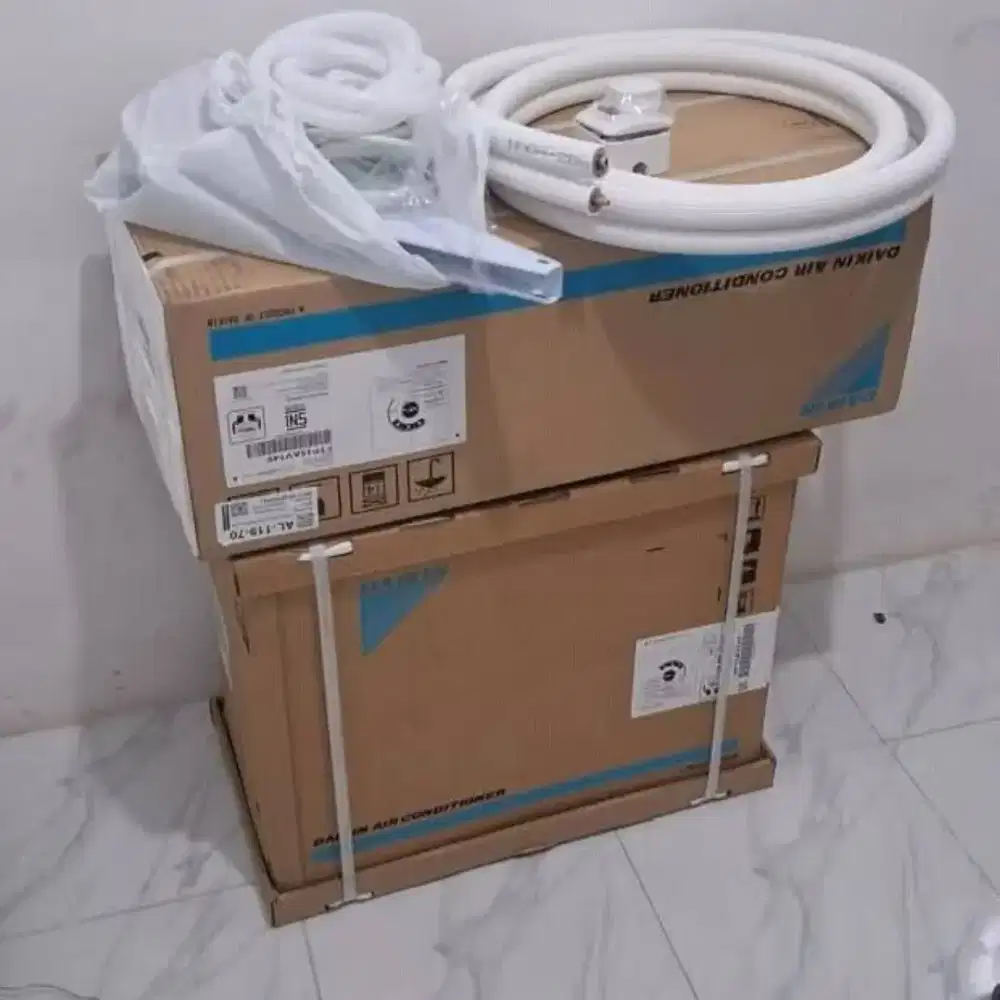 Jasa bongkar pasang AC, pindah AC, service AC,servis kulkas bergaransi