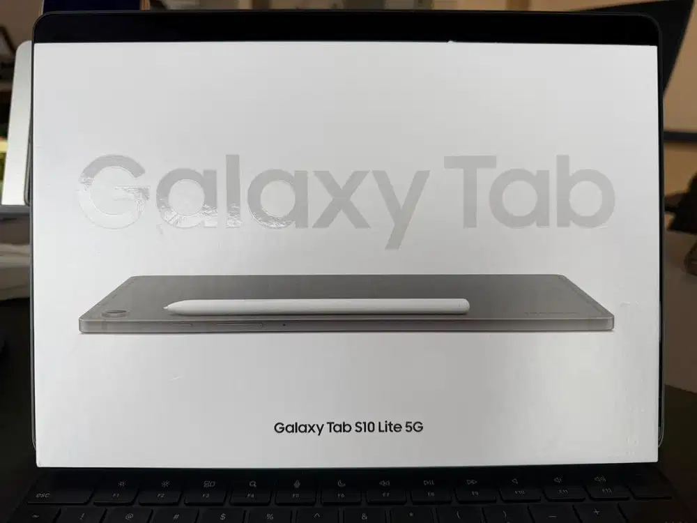 BNIB samsung tab 10 lite 5g