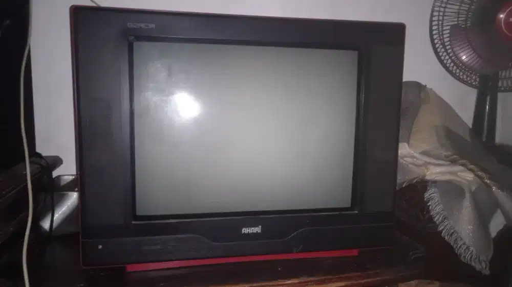 TV Akari 21 inch apa adanya