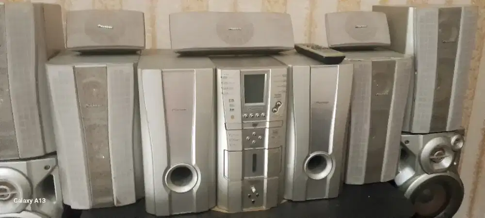 Pioneer 1 set lengkap remote, normal. Siap kirim kirim. Amanah Kak.