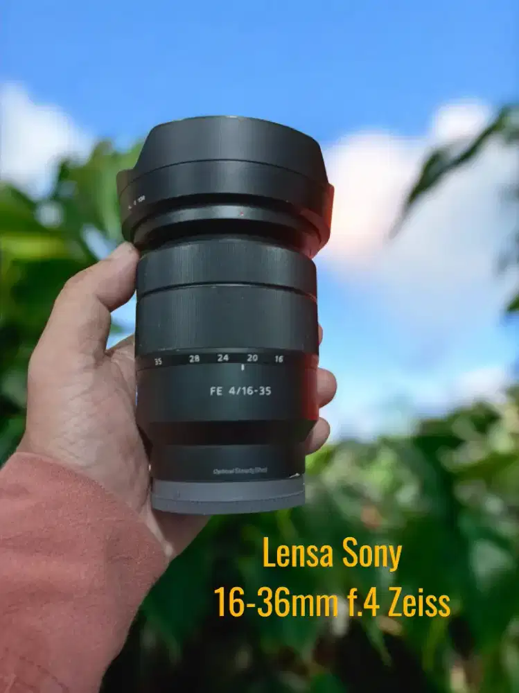 Lensa Sony 16-36mm f.4 Zeiss