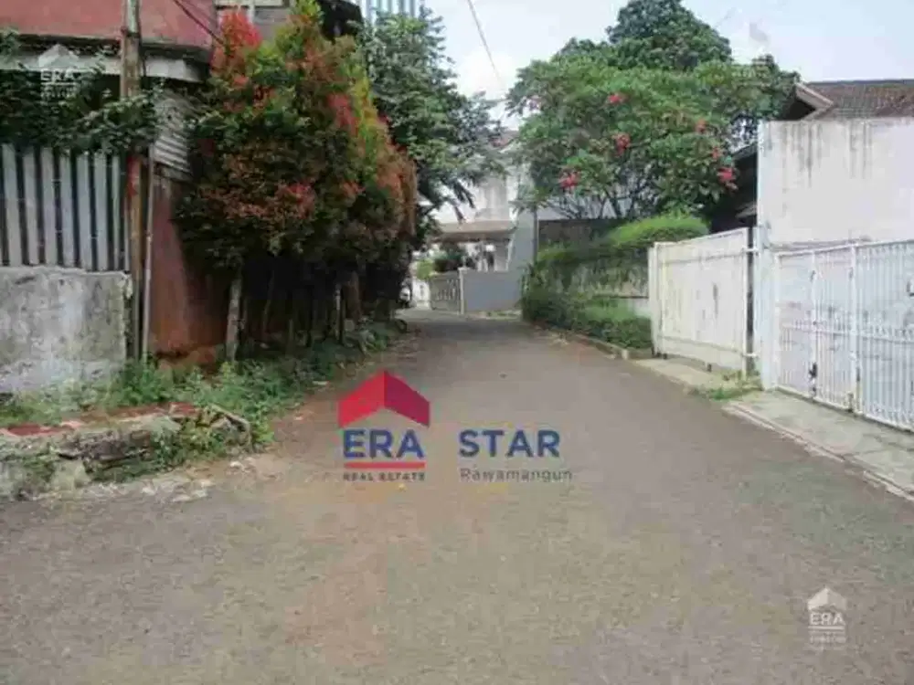 di jual Rumah murah hitung tanah dekat Patra Kuningan di Menteng Dalam Jaksel.