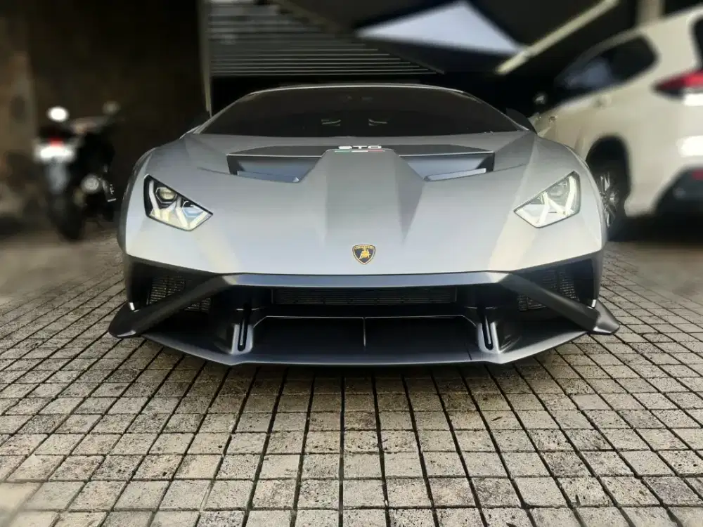 Lamborghini Huracan STO