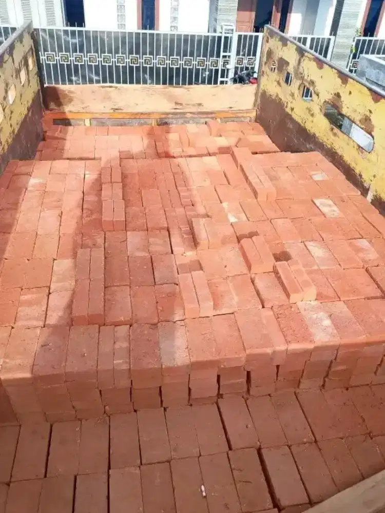 Bata Merah Pres Garut