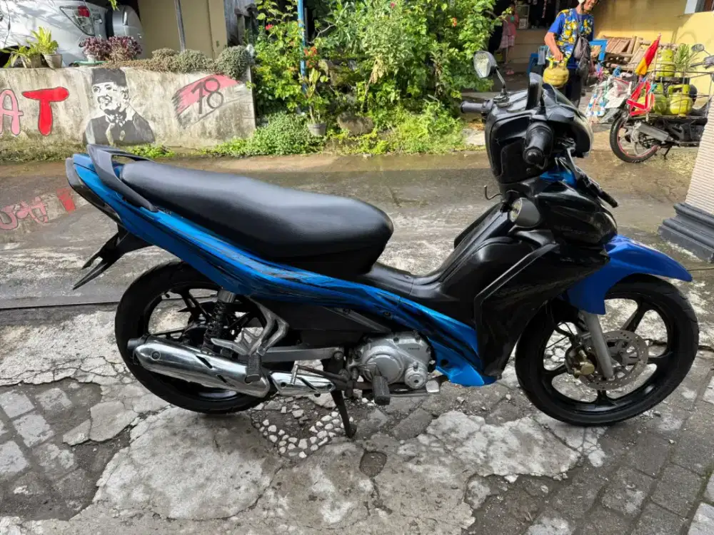 Yamaha Jupiter Z THN 2010 plat AB sleman