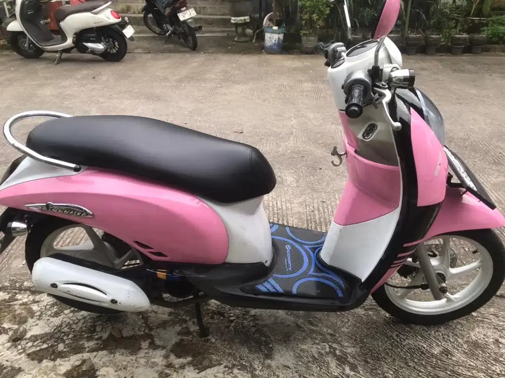 Dijual Cepat HOnda Scoppy karbu 2011