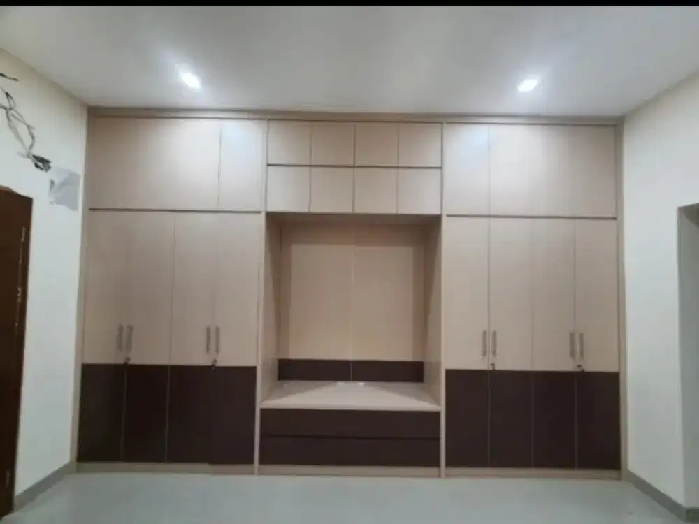 Lemari HPL custom per meter