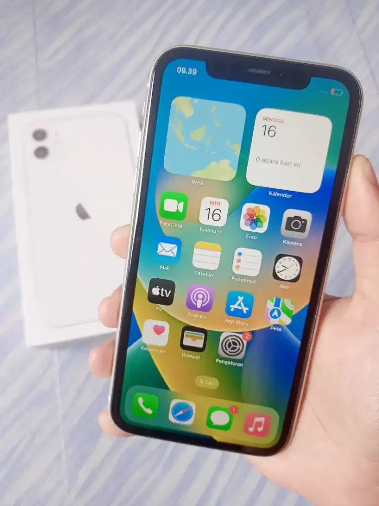 IPHONE 11 128 GB RESMI IBOX MULUSS
