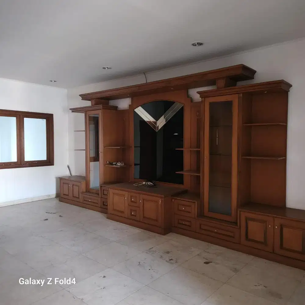 FOR SALE Dijual ruko mekar wangi lokasi sangat strategis