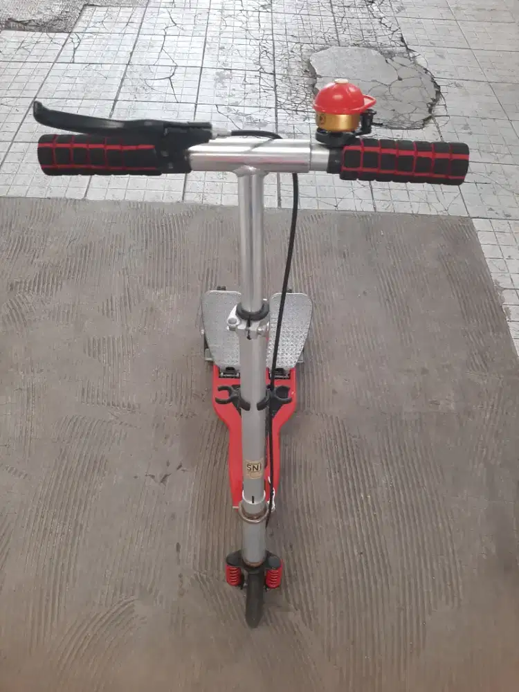 Skuter pedal aluminum genjot merk Vita-t