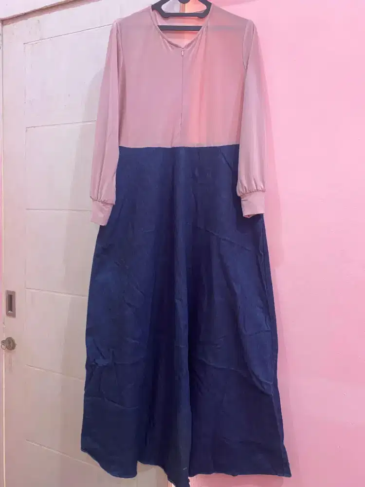 Dress bahan mix atas jersey tebal, bawahan jeans