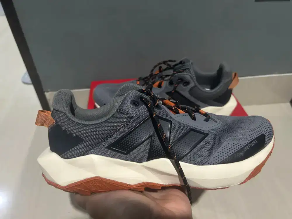 sepatu New Balance Trail Running Course En Sentier size 42.5