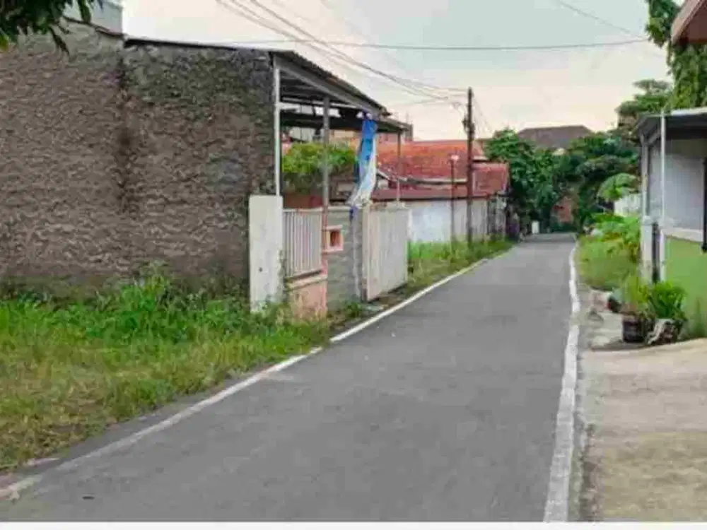 Rumah Sumber 120Mt, 3Kt, 1Km, dkt KPU jalan Kahuripan, Banjarsari, Solo