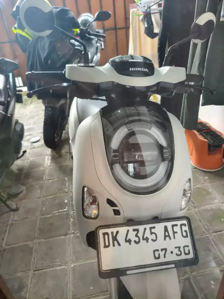 Honda Scoopy Prestige Putih 2025 Keyless