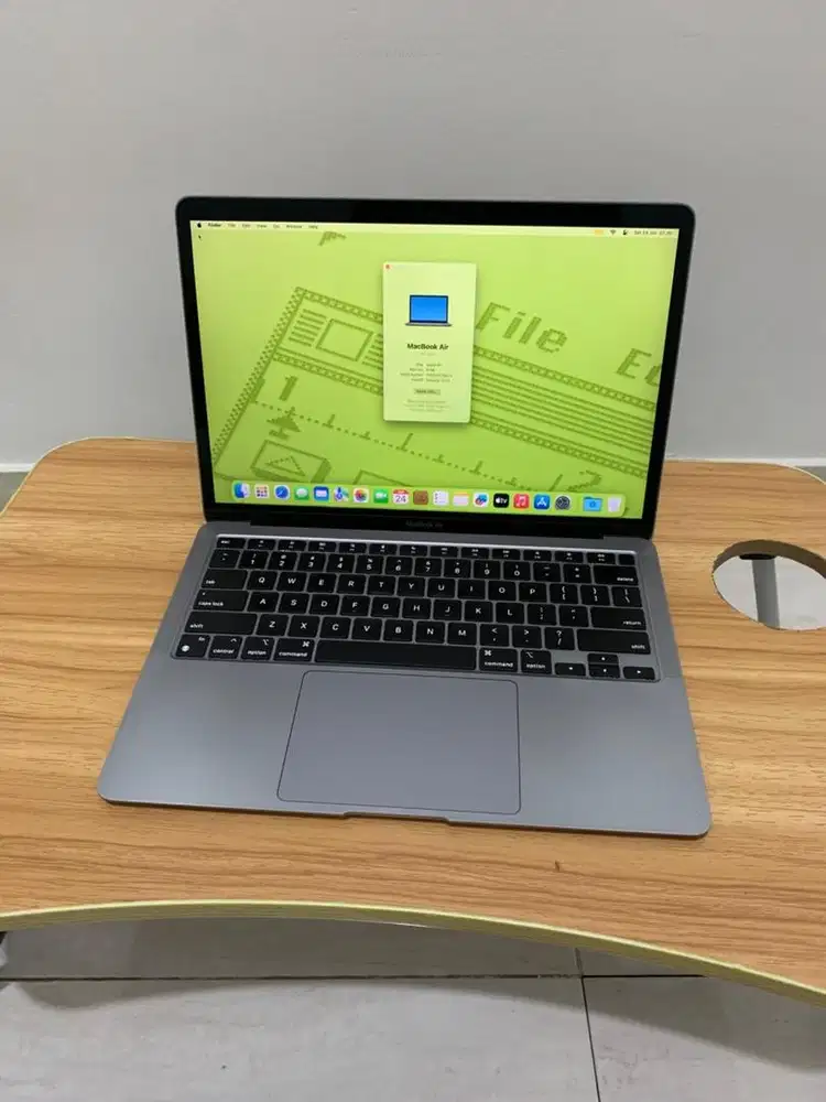 MacBook Air M1 8/256