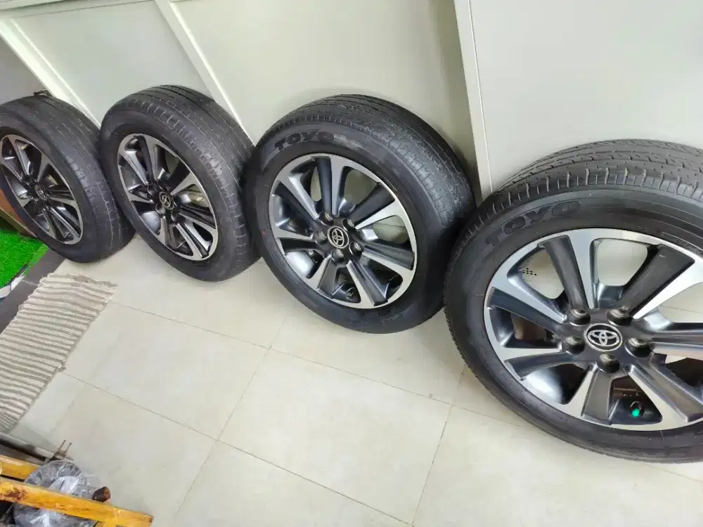 Velg R 16 5 x 114,3 ORI Toyota Voxy