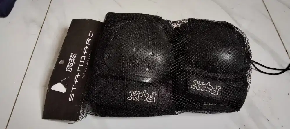 Pelindung siku dan lutut (Decker) merk FOX