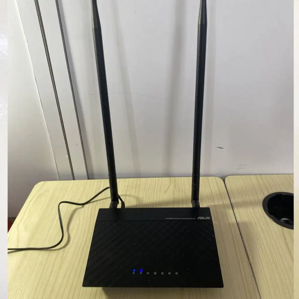 ASUS Wireless-N Router RT-N12 Plus
