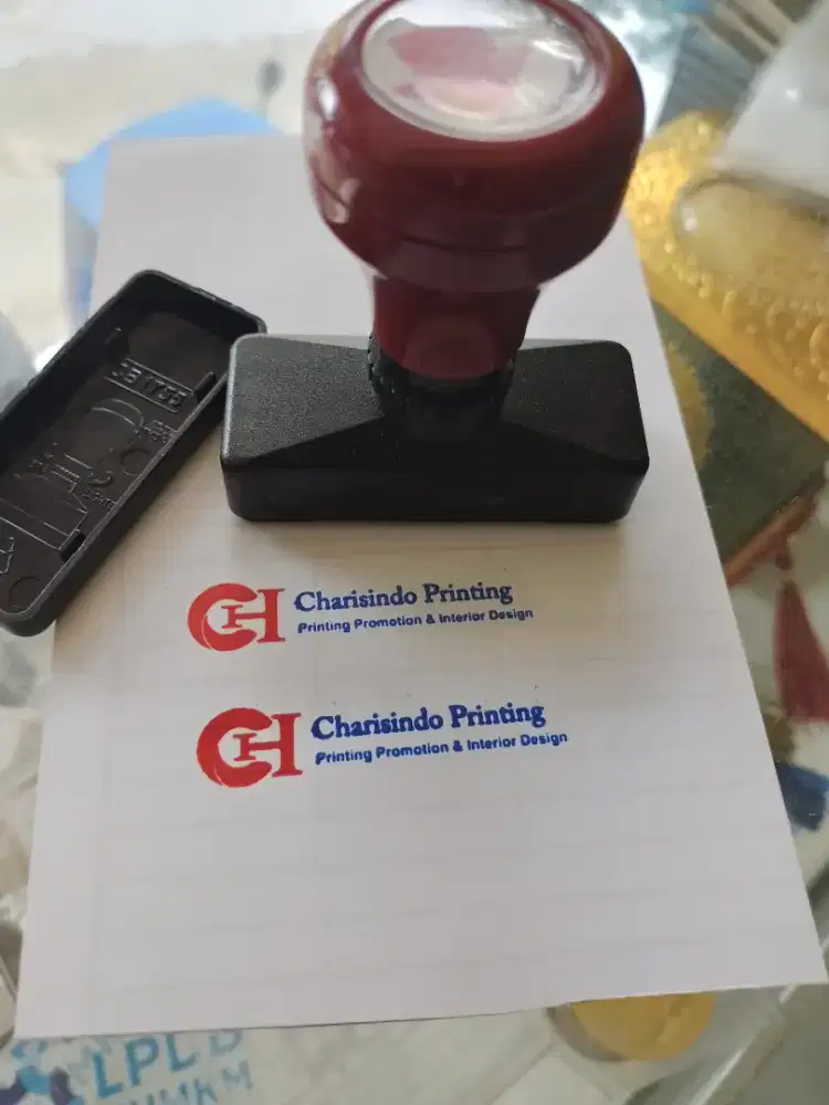 Stempel Custom , proses kilat