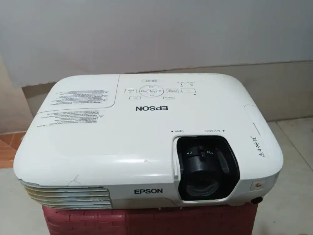 Proyektor Epson eb x7