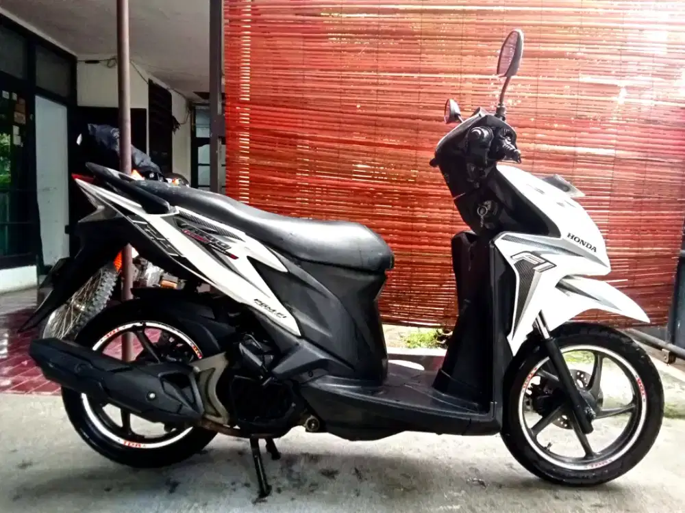 Honda Vario 125 Fi KZR 2013