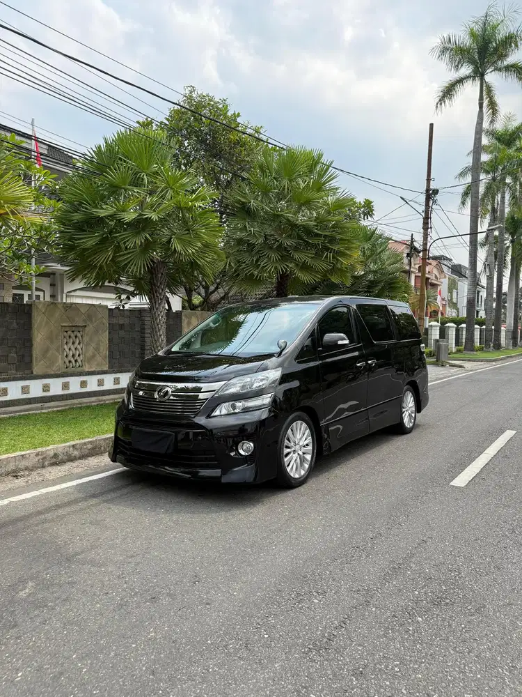 Toyota Vellfire 2014 Bensin
