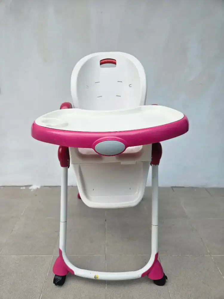 Kursi Makan Bayi Mamalove | Adjustable & Bisa Dilipat