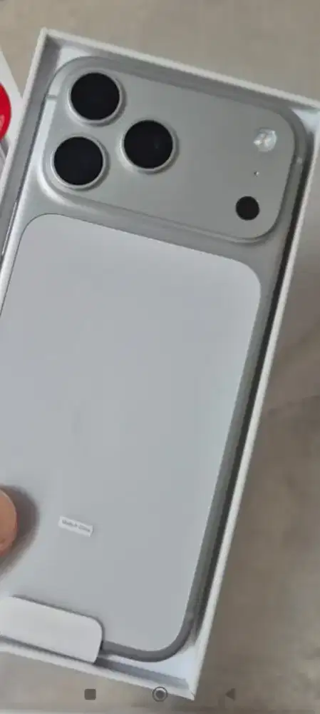 saya cari iphone 17 pro , kalau p jual kbri