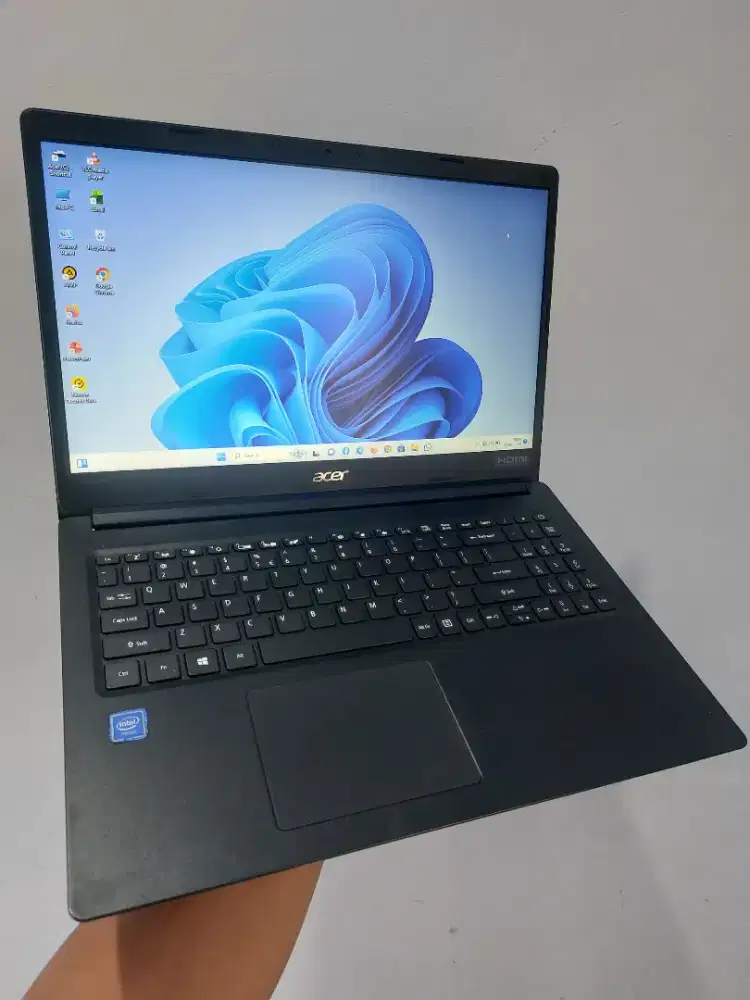 Laptop Acer 15 Celeron N4020 ram 4gb ssd 256GB