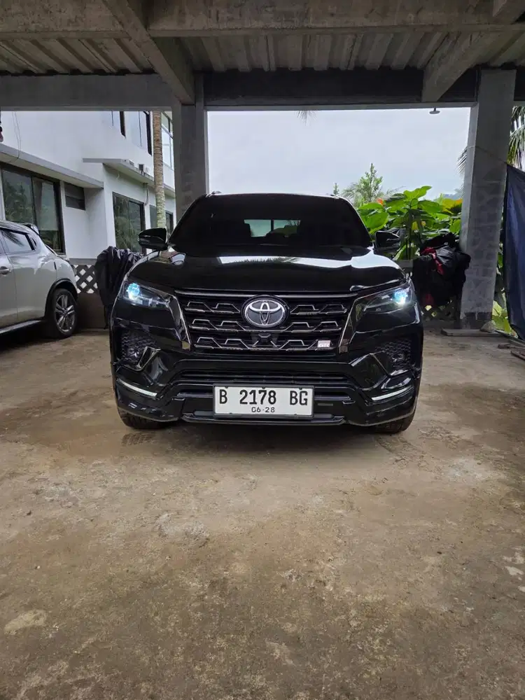 Toyota Fortuner (2023) 2.8 GR Sport
