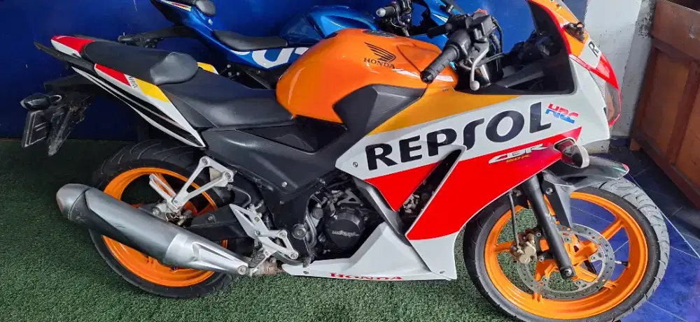 MOTOR SIAP PAKAI HONDA CBR 150 REPSOL 2015