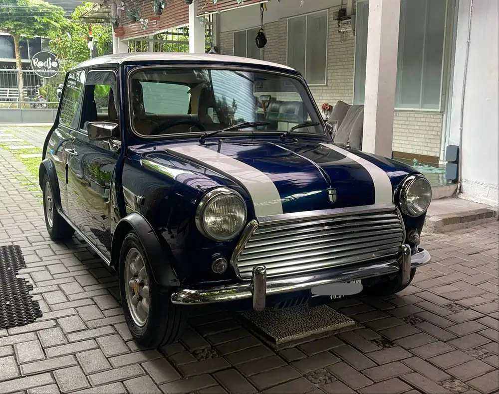 Morris Mini Saloon 1976 Blue Biru 1975 Morris 1977 dijual Cepet Bu