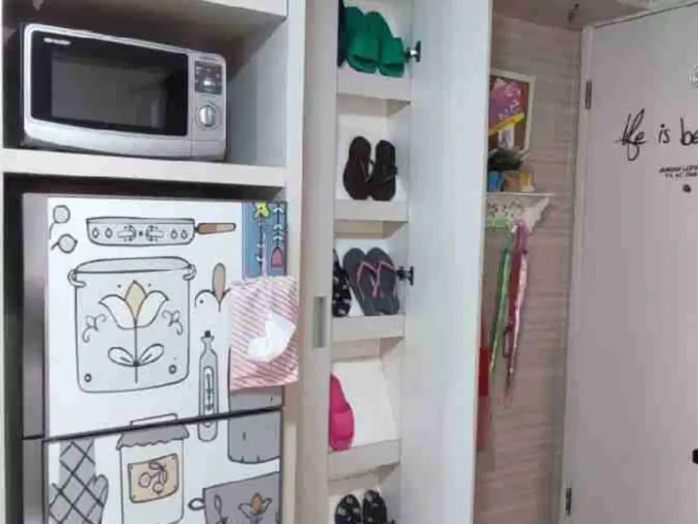 Jual 3BR, Renov Jadi 2BR semi Furnished Apartemen  Bassura City