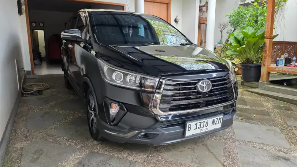 Venturer 2.4 matic 2021 diesel orisinil pjk pjg 1/27 km 70rb record