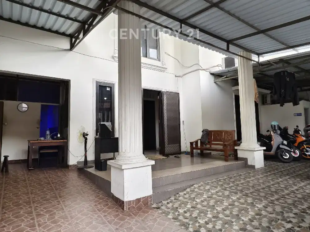 Rumah Pluit 3 Lantai DJalan Lebar Dalam Komplek Bebas Banjir