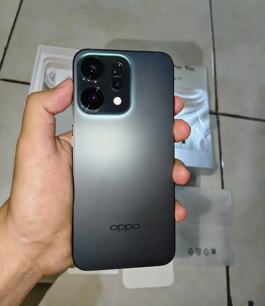 Oppo reno 14 8/256 green like new