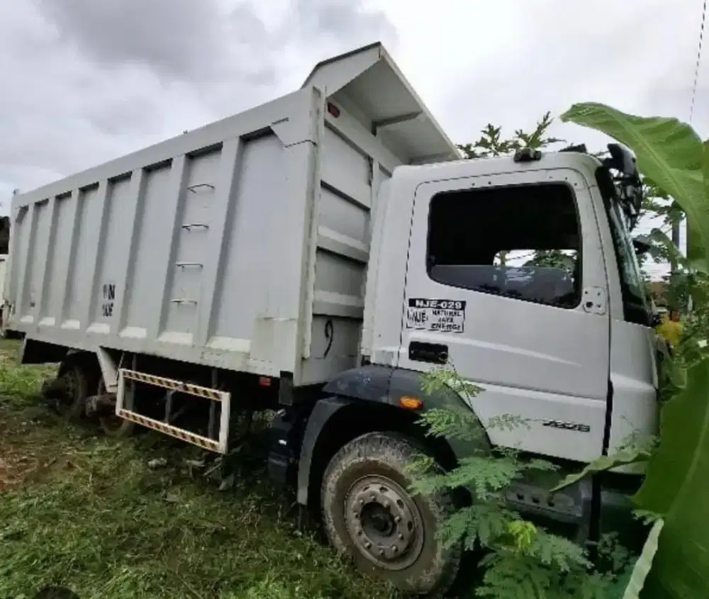 Jual truck Mercedes benz