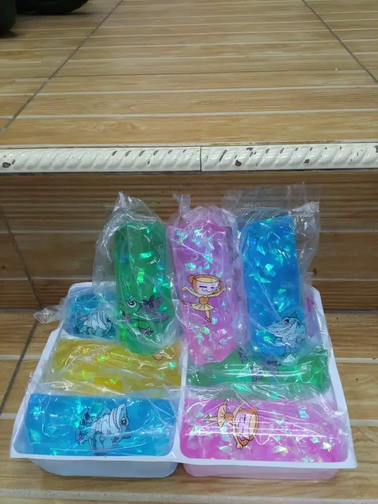 mainan anak water snake