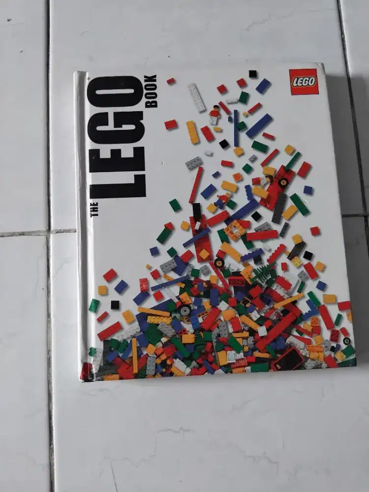 Buku sejarah lego