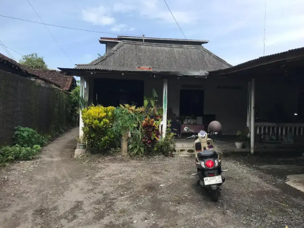 Dijual Tanah dengan Lokasi Strategis