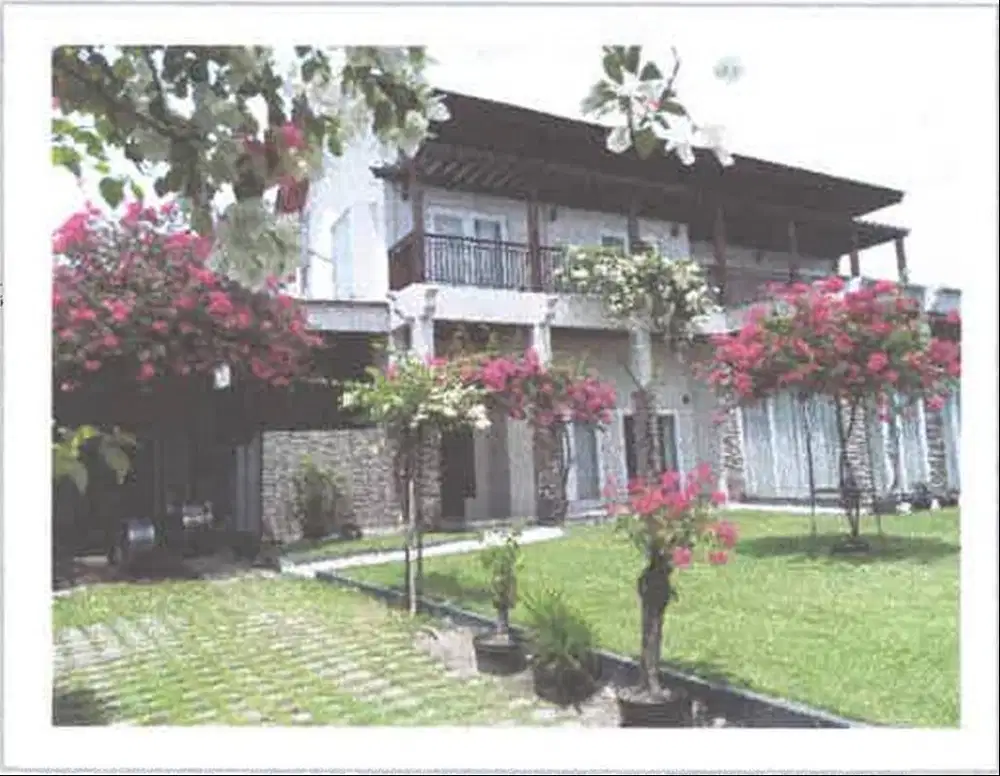 Rumah Modern Elegan Nuansa Resort, Taman Asri & Eksklusif