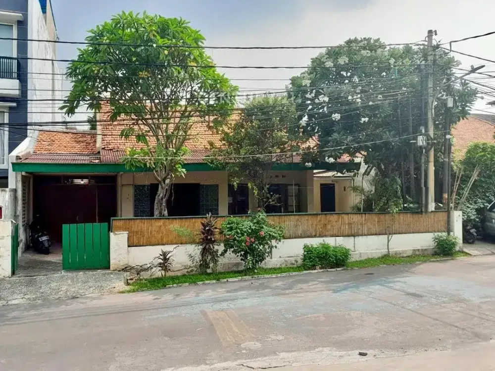 Dijual Rumah Dalam Komplek Di Cilandak Barat