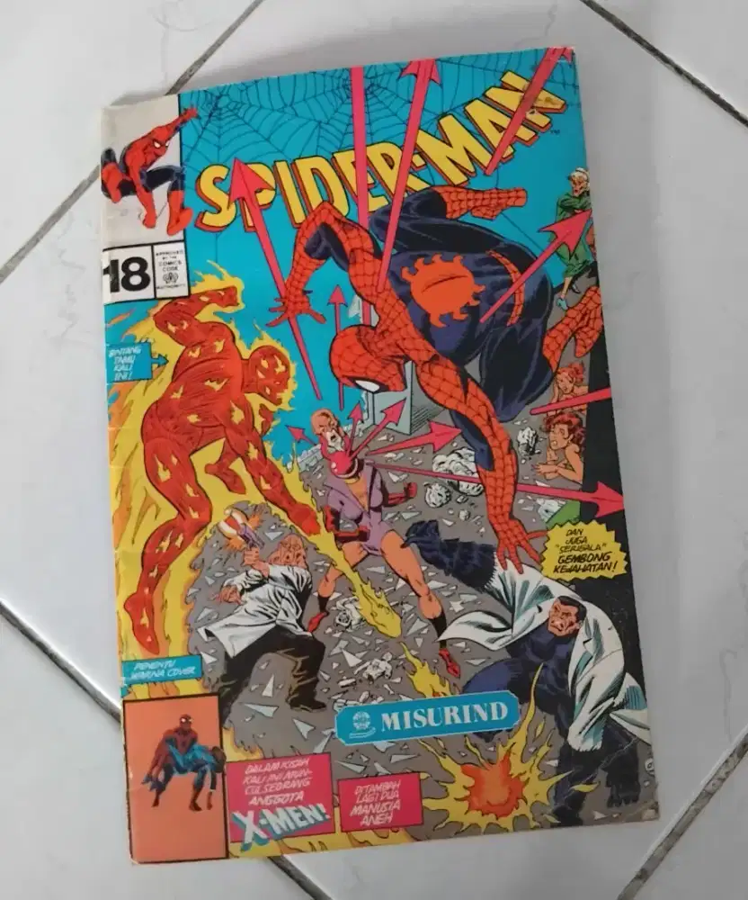Buku komic spiderman