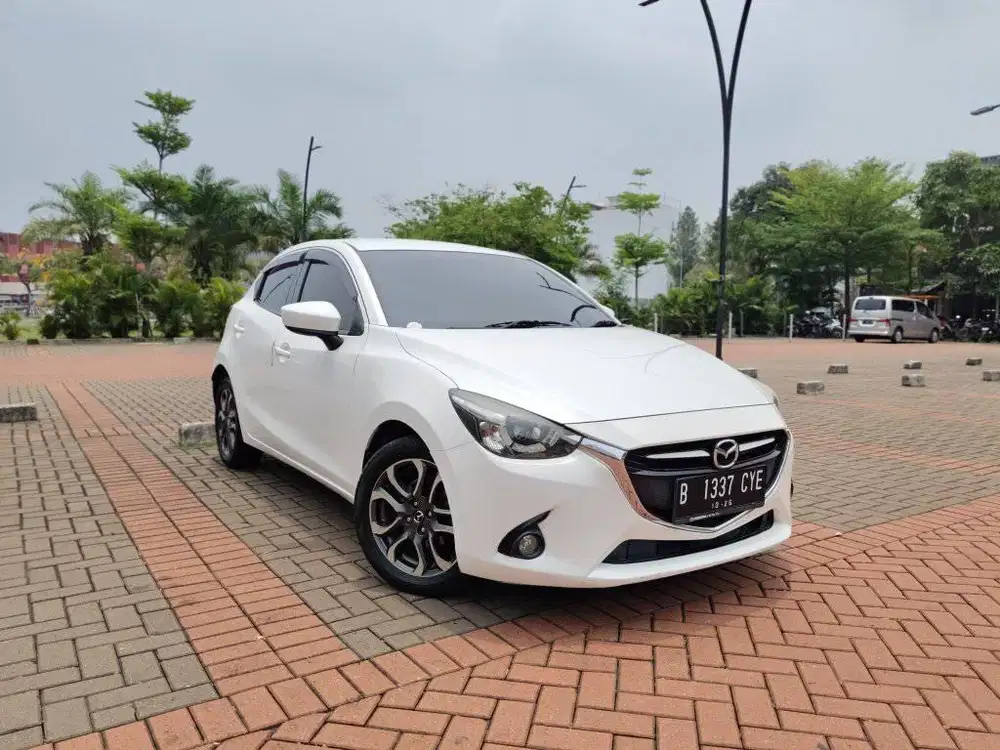 Promo cash back sd 5 juta
Mazda 2 R AT 2016