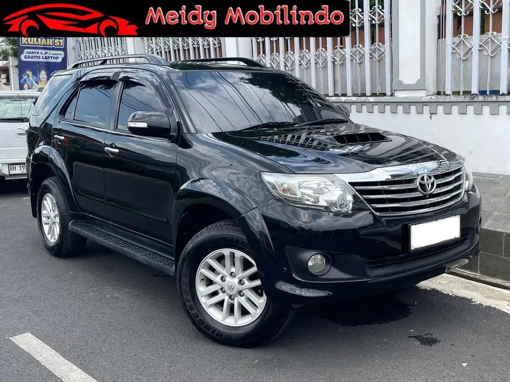 8rb KM/Th) Fortuner VNT G Diesel AT 2013 solar matic bot 2014 top 2.5