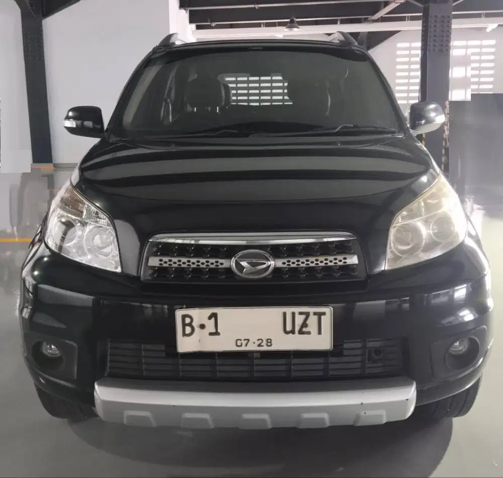 Dijual Mobil Daihatsu Terios Tahun 2013 kilometer 151000