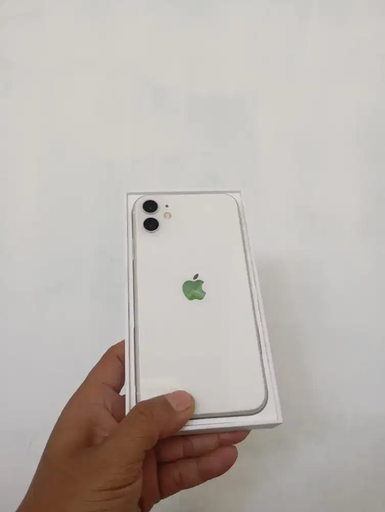 Iphone 11 64 ibox lengkap