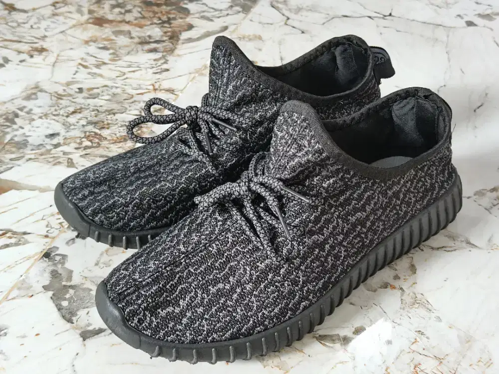 Sepatu Casual Black size 44