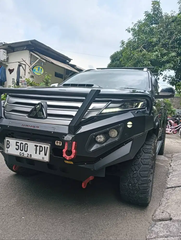 Dijual cepat Pajero sport 4x4 Dakar ultimate